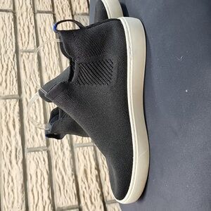 Rothy's Chelsea Slip-On Knit Boot Shoes - Black with White Sole Sz 9